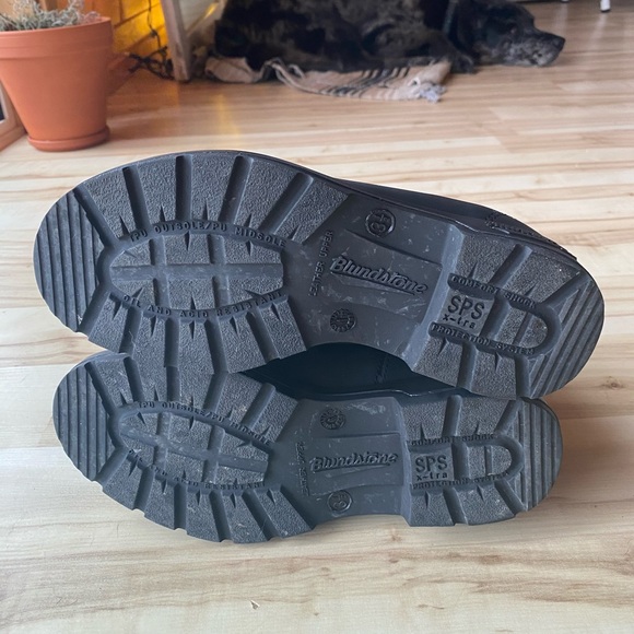 Blundstone #566 - Picture 5 of 5